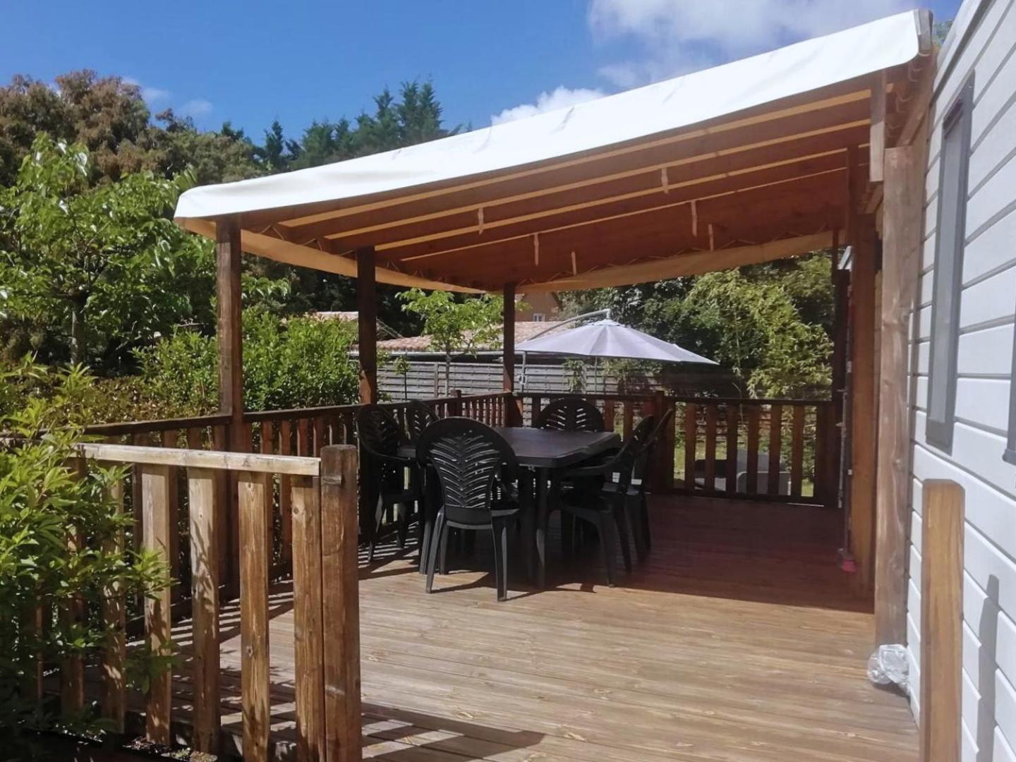 Campsite Le Ti Buch Mobilhome En 4 Etoiles Avec Terrasse Plancha Et Climatisation *